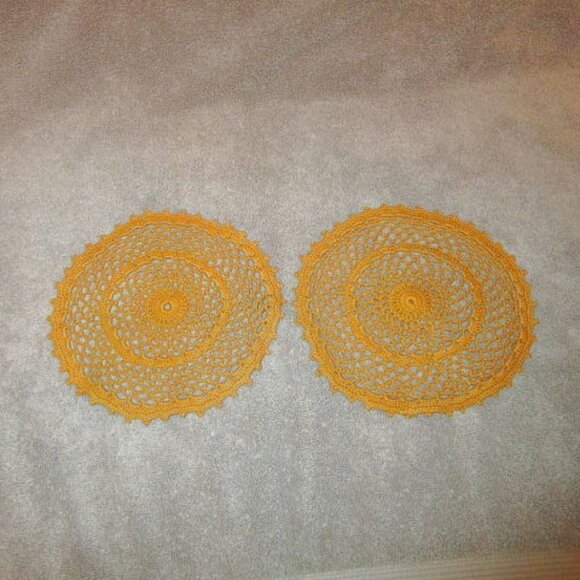 Vintage SET OF 2 Handmade CROCHET Lace DOILY Round GOLD Orange TABLE Decor - Picture 1 of 9